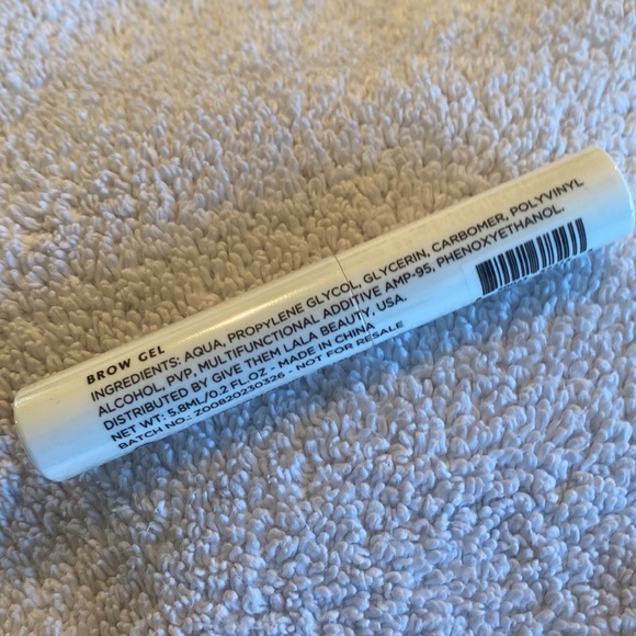 Give Them Lala Beauty Clear Brow Gel - Picture 5 of 6